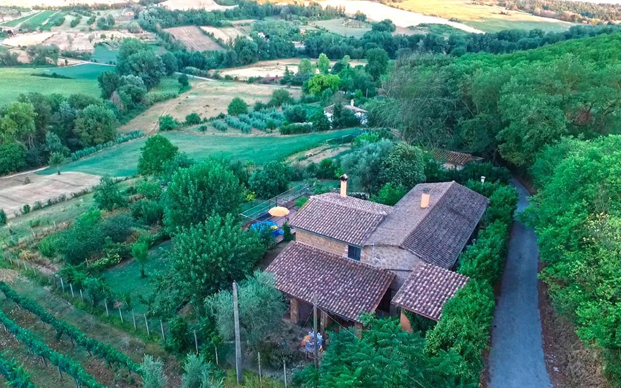 Casale San Pietro Bed & Breakfast Otricoli Ngoại thất bức ảnh