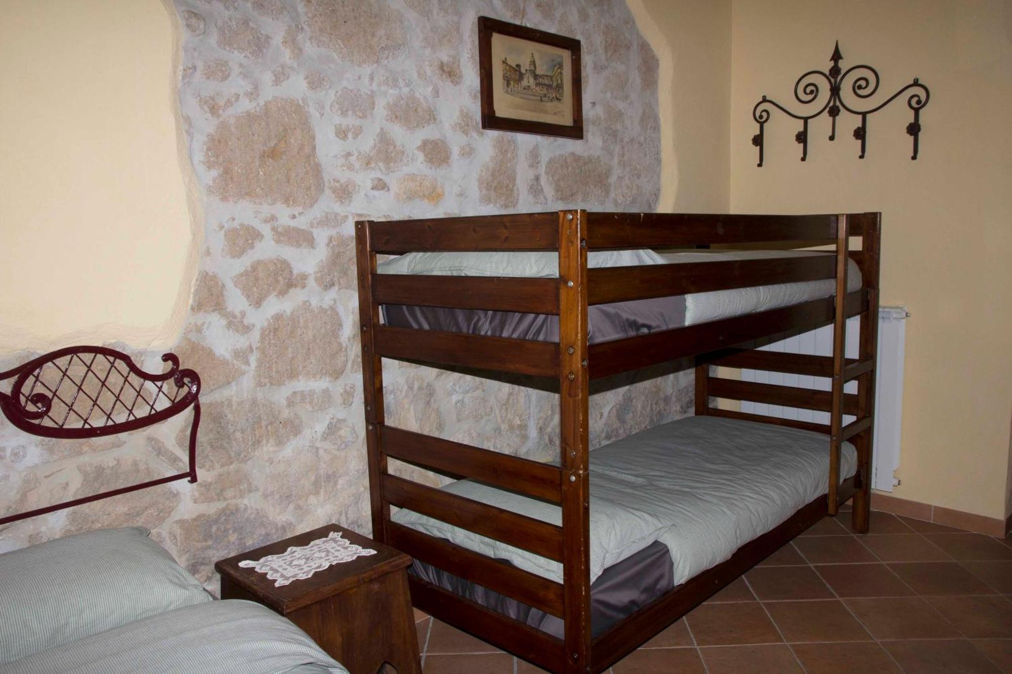 Casale San Pietro Bed & Breakfast Otricoli Ngoại thất bức ảnh