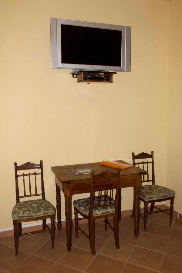 Casale San Pietro Bed & Breakfast Otricoli Ngoại thất bức ảnh
